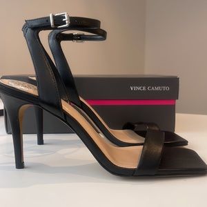 BRAND NEW Vince Camuto Black Heel - size 9.5